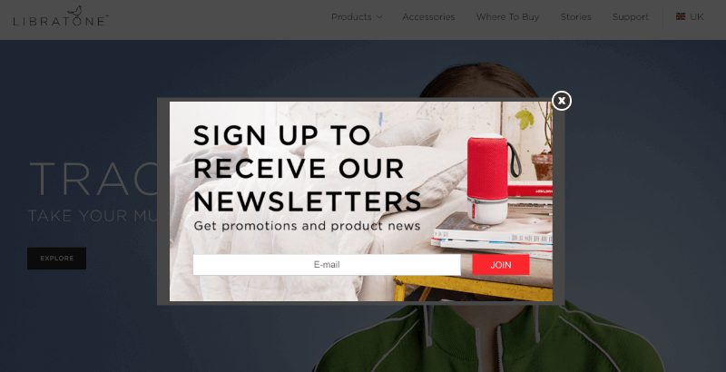 The lightbox optin targeted to UK visitors only appears when the visitor attempts to leave the website.