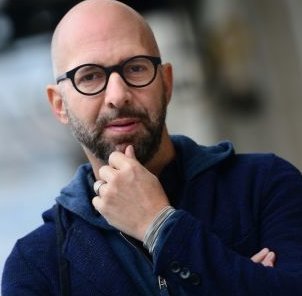 Neil Strauss